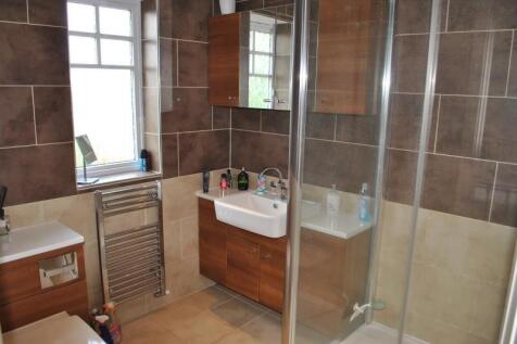 Master Ensuite