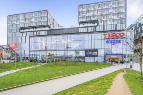 Supermarket On Do...