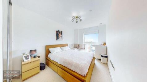 65 Masters Court, Lyon Road - TKOy30uZE21N0xDeX8hU