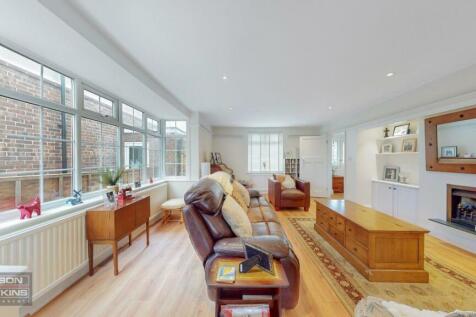 14 Gerard Road - lfQfIIm1LTla5dOuqLmN.jpg