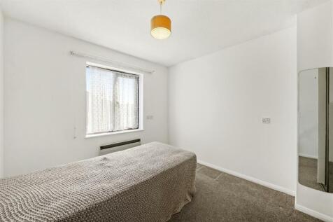 38 Betjeman Close - JXrStvd20dM4DZFjakca (ID 14733