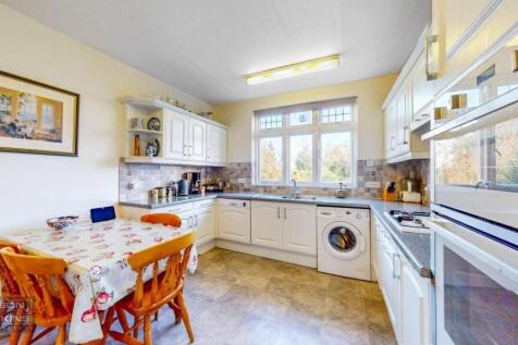 24 Shaftesbury Avenue, Kenton - SQsLKO4LvKLhdq0mTv
