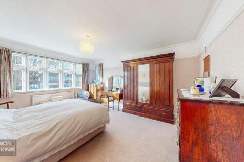 24 Shaftesbury Avenue, Kenton - aXfJfzgwDqjKjMd2d6