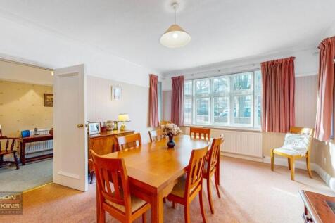 24 Shaftesbury Avenue, Kenton - SCChAUcrARVC14ItPz
