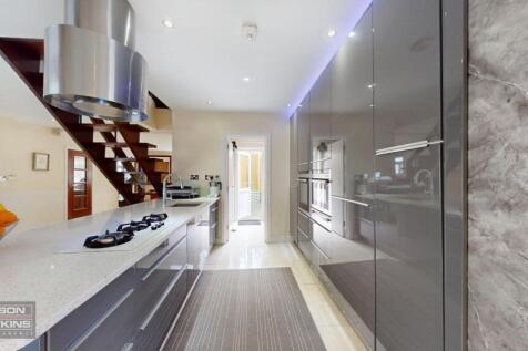 17 Old Kenton Lane, - QZq8T1ItTYhWfv4BHEl3.jpg
