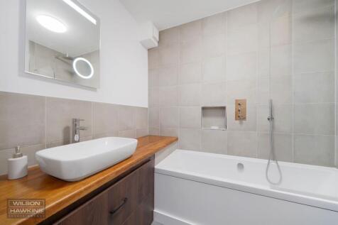 Flat 3, Bermuda House - 72AwP1AutVHG4Q8GqY0s.jpg