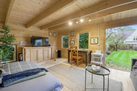 Kingwell, South Hill Avenue - 4BwxrgbyUNJiDt3YL68P