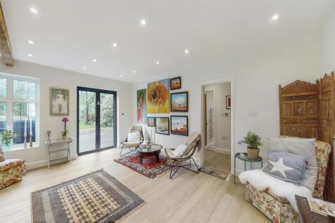 Kingwell, South Hill Avenue - 0aKti9Sv5AybGFzhC89W