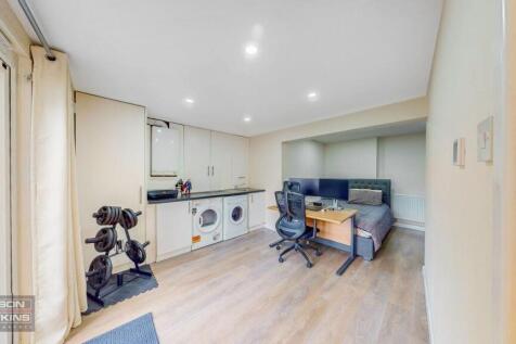 4 Crown Street - CGsuEagQByrpkJVoMYPv.jpg