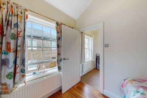 4 Crown Street - 1ykpbdFgInwOHwuwHtgk.jpg