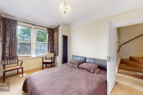 35 Welldon Crescent - 1z4hIFzuHmyjJMiRHhjO.jpg