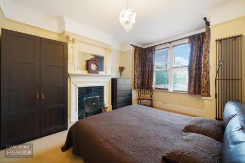 35 Welldon Crescent - nXIdA49LJ8SPm41ymKtA.jpg