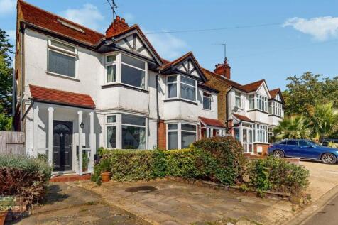 45 Roxeth Hill - AUurWcxW7N1MtjS0q5pW.jpg