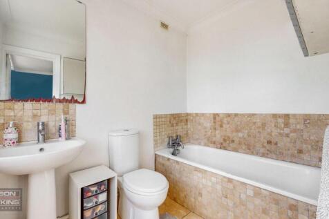 45 Roxeth Hill - z7pFzn33RgzRTjm1RIKC.jpg