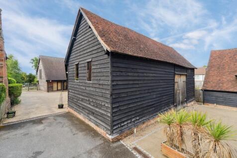 Barn garage.jpg