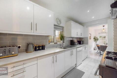 107 Pinner View - qznWmpK2LItVT2D7ojAE.jpg