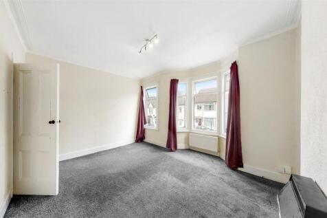 70a Parkfield Road - xUE7zmfMnbrX4XQMociR.jpg