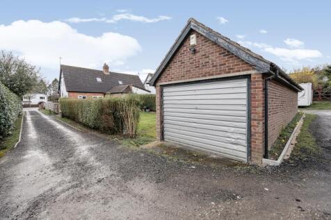 Detached Garage