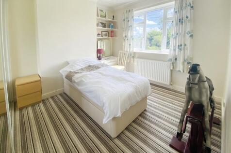 Second bedroom with hidden ensuite shower room