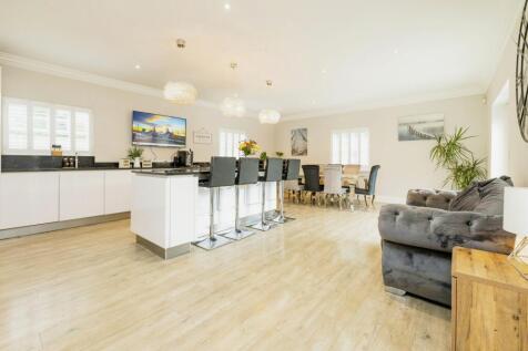Kitchen/Dining/Family Room
