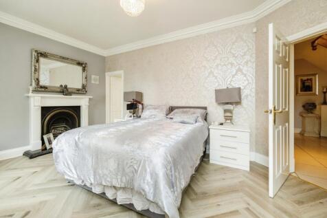 Downstairs Bedroom/Reception Room
