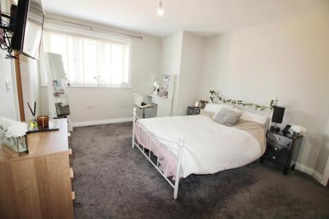Bedroom 2..JPG