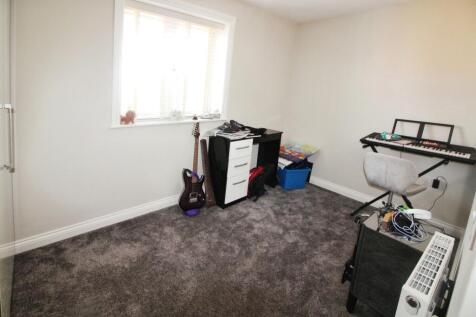 Bedroom 4.JPG