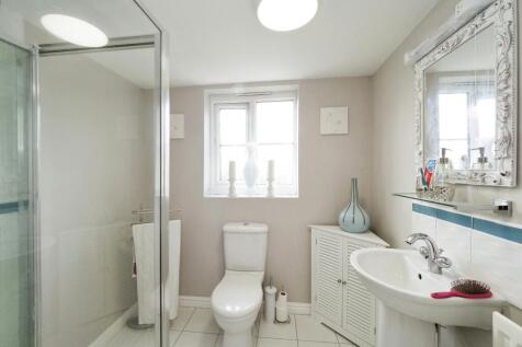 Top Floor Shower Room