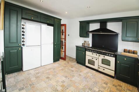 Kitchen.JPG
