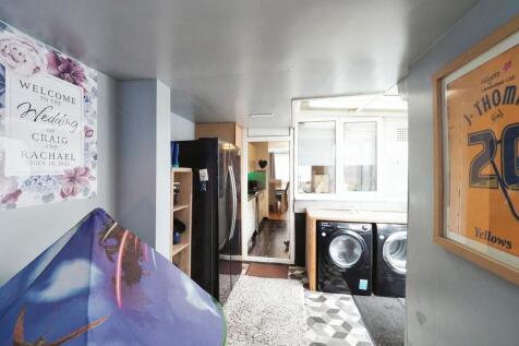 Utility/Bar area