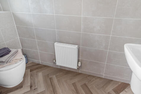 Advert-133