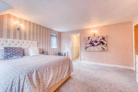 Bedroom 1b