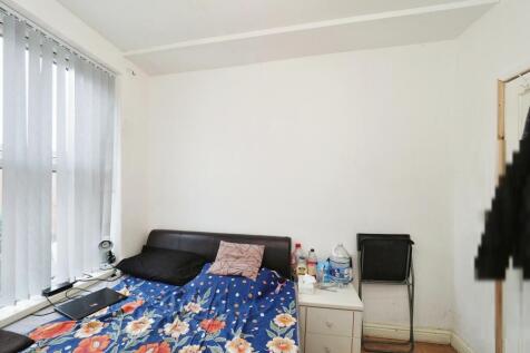 Large double bedroom four