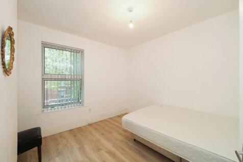 Large double bedroom two
