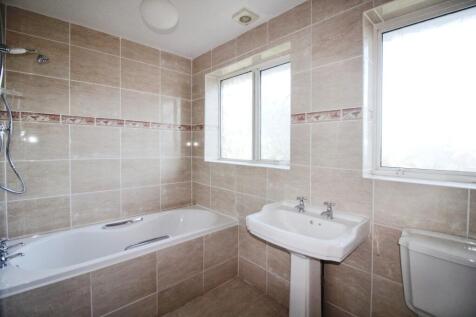 Bathroom.JPG