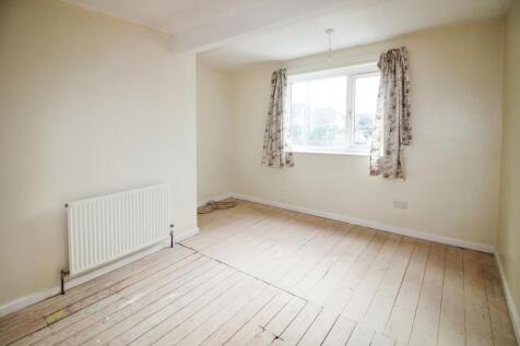 Bedroom 1.JPG