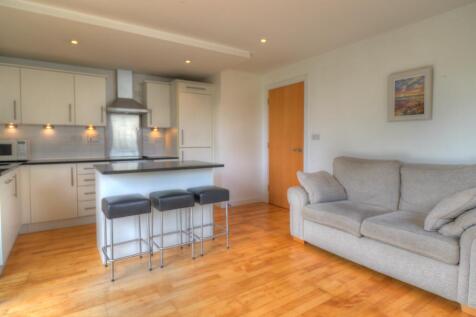 LOUNGE/KITCHEN 2