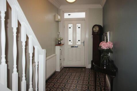 Entrance Hall.JPG