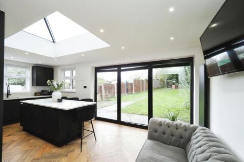Breathtaking Kitchen with Bifolds and Skylight