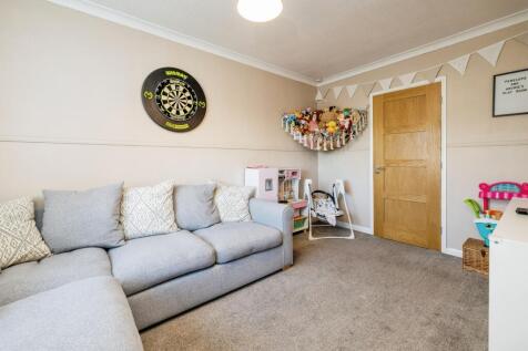Guest Bedroom/Play Room