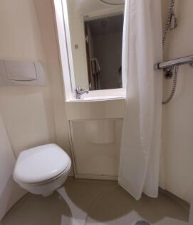 Longside Ensuite