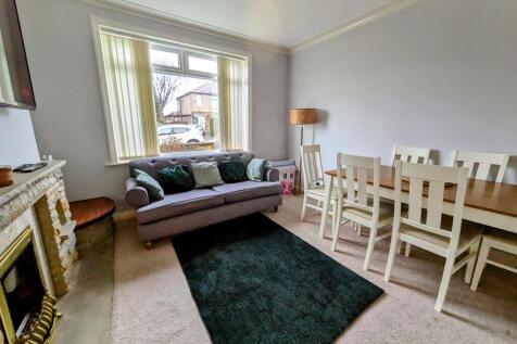 2nd Lounge / Dining Room