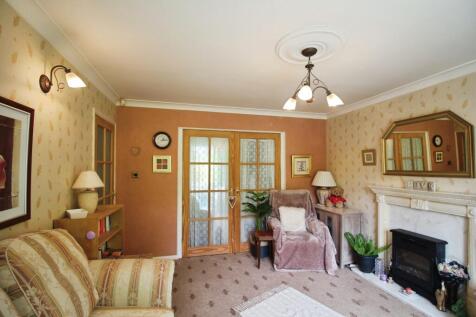 Lounge Rear .JPG