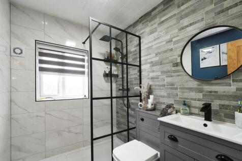 Modern Shower Room