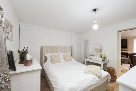 Reception Room/Ground Floor Bedroom
