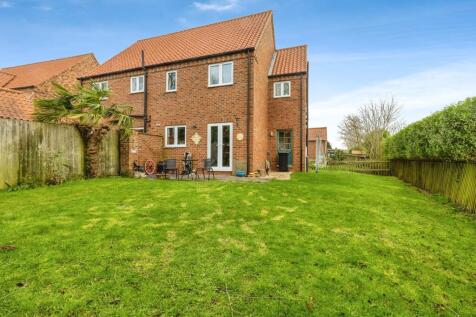 Side &amp; Rear Garden