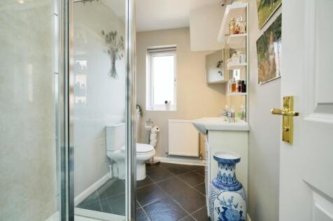 Master en-suite