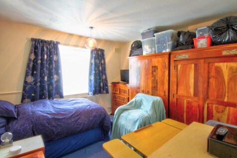BEDROOM 2 (F)