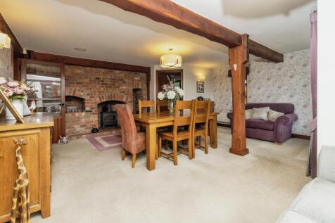 Dining/Family Room