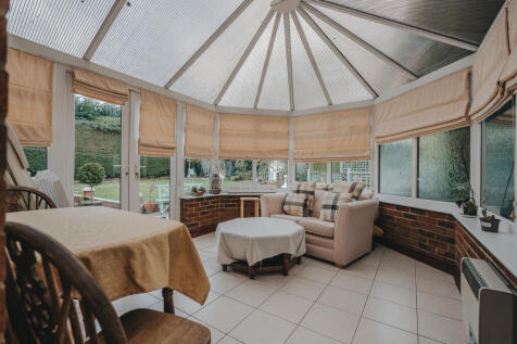 Annex Conservatory